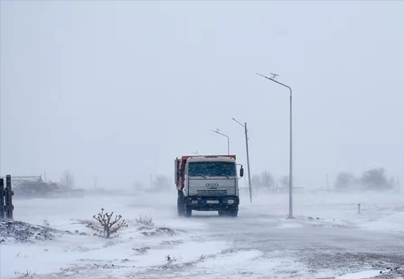 high-latitude-solar-street-light-project-with-low-temp-battery-performance
